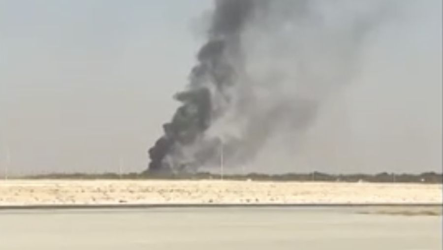 Jet tempur India jatuh di Dubai. (Reuters TV)