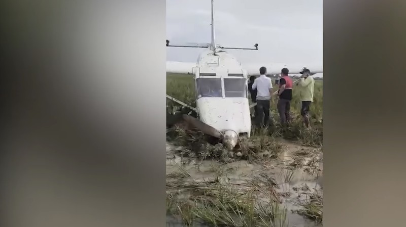 Pesawat Cessna yang jatuh di Karawang, Jawa Barat. (dok. Polres Karawang)
