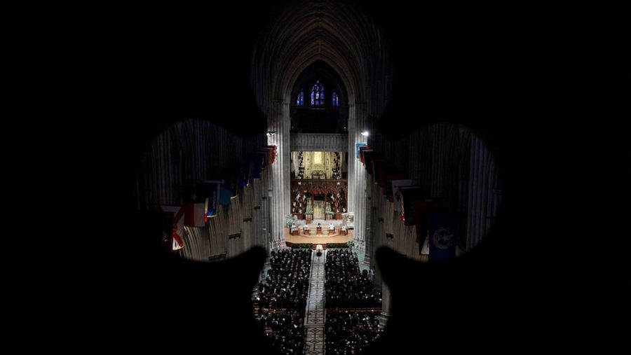 Upacara pemakaman mantan Wakil Presiden AS Dick Cheney berlangsung di Katedral Nasional Washington, di Washington, D.C., AS, 20 November 2025. (REUTERS/Jonathan Ernst)