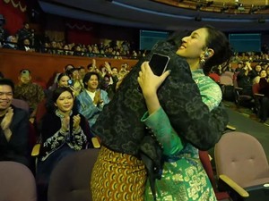 Video Ekspresi Penuh Bangga Vidi Aldiano saat Sheila Dara Menang Piala Citra