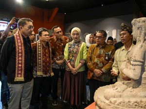 Menbud Buka Gedung Koleksi Taman Purbakala Pugungraharjo di Lampung Timur