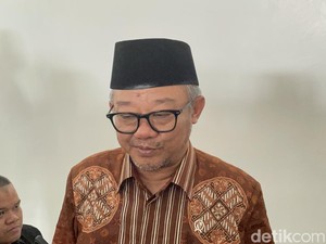 Mendikdasmen Soroti Penggunaan HP bagi Anak, Singgung Kesalehan Digital
