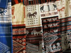 Kain Tenun hingga Pembuatan Topeng, Ini 5 Seni Kerajinan Tangan Masyarakat NTT