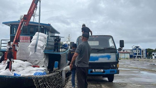 Terungkap Jalur Masuk Beras Ilegal yang Bikin Rugi Petani Lokal