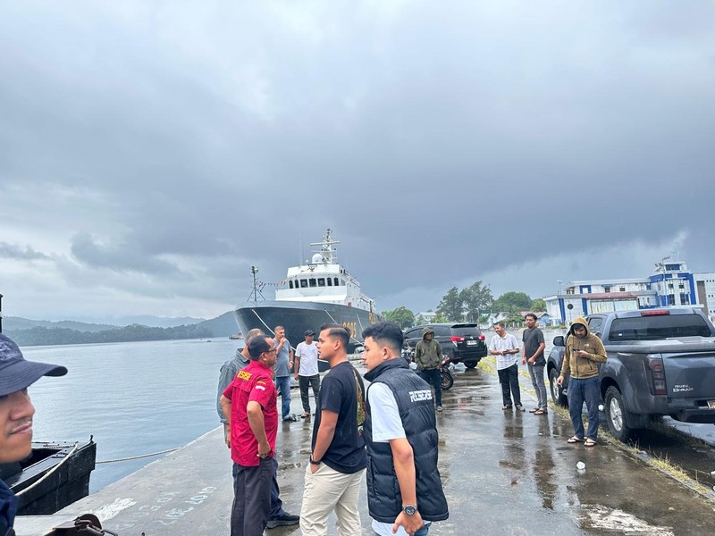 Kementan Segel Gudang Beras. (Kementerian Pertanian)