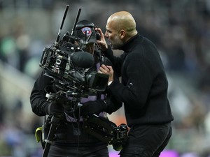 Guardiola Minta Maaf Sudah Ngamuk ke Kameramen