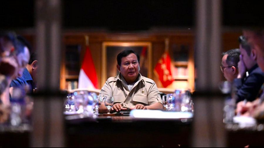 Presiden Prabowo Subianto mengadakan pertemuan dengan sejumlah anggota Kabinet Merah Putih di kediamannya di Hambalang, Kabupaten Bogor, Minggu (23/11/2025).