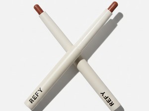 Mencoba Tren Blurred Lip Liner dengan Produk Viral Ini