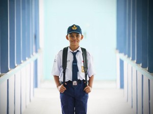 Faqry Si Anak Jungle, Siswa Sekolah Rakyat yang Bermimpi Jadi Dokter