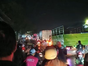 Banjir di Kraton Pasuruan Makin Parah, Kendaraan Roda 4 Dialihkan ke Tol