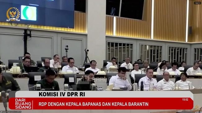 Termasuk 100 Kg Daging Babi, Barantin Musnahkan Ribuan Barang Ilegal