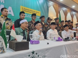 Video Para Kiai Sepuh Bakal Ngumpul di Ponpes Lirboyo Bahas Konflik PBNU
