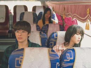 Video: Film Koo Kyo Hwan-Moon Ga Young Gulingkan Avatar di Korsel