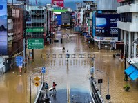 Petaka Hantam 3 Tetangga RI Bersamaan, Daratan Berubah Jadi Sungai