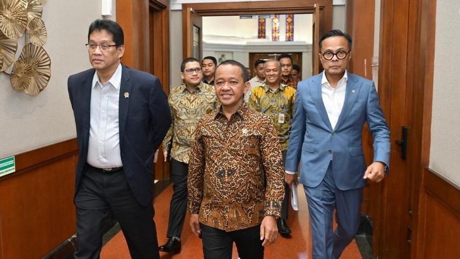Menkeu Purbaya bertemu dengan Menteri ESDM Bahlil Lahadalia dan Kepala BP BUMN Dony Oskaria membahas anggaran subsidi LPG. (Tangkapan layar instagram @menkeuri)
