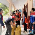 Pertamina Salurkan Bantuan ke Warga Terdampak Erupsi Gunung Semeru