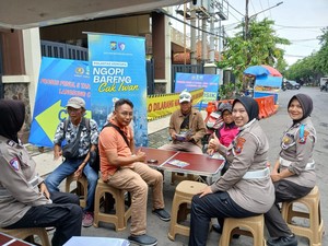 Polda Jatim Sosialisasi Tertib Lalin ke Warga Lewat Program Ngopi Bareng