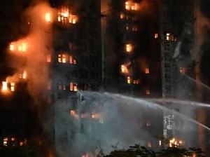 13 Orang Tewas dalam Insiden Kebakaran Apartemen di Hong Kong
