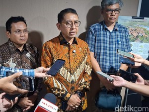 Harapan Fadli Zon Rebutan Takhta Keraton Solo Tak Berlarut-larut