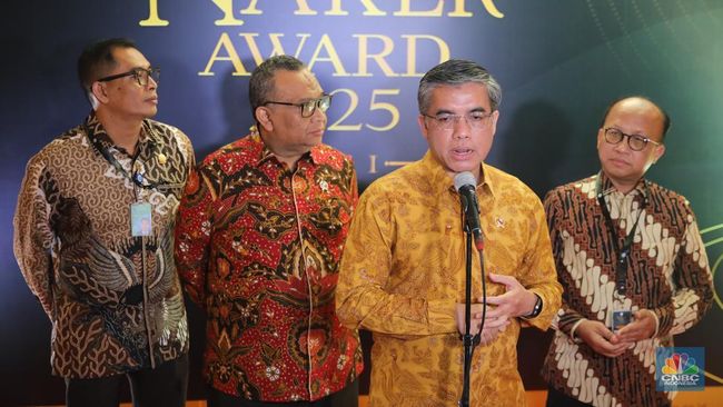 Respons Menaker Soal Ramai Pabrik di Jabar Hengkang ke Jawa Tengah