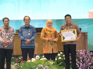Sidoarjo Raih Penghargaan TP2DD dengan Realisasi KKI Tertinggi 2025