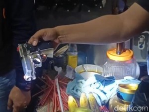 Airsoft Gun-Puluhan Obat Keras Disita dari Sarang Narkoba di Pekalongan