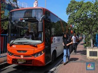 TJ Jadi Transportasi Idola Warga DKI, 20 Tahun Tarif Tetap Rp 3.500