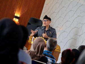 DPRD Ingatkan Pentingnya Komunikasi Ortu untuk Pola Asuh Remaja