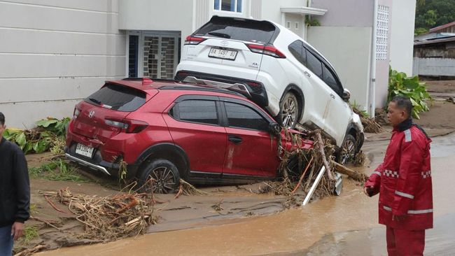 Ini Syarat Klaim Asuransi untuk Kendaraan Rusak Akibat Banjir