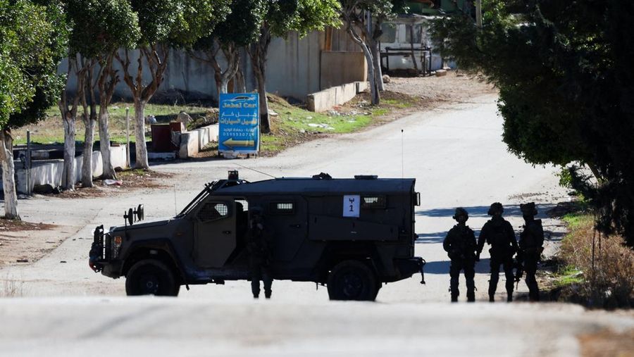Israel mengumumkan operasi 'kontraterorisme' baru dalam skala besar di Tubas, utara Tepi Barat yang diduduki, Kamis (27/11/2025). (REUTERS/Mohamad Torokman)