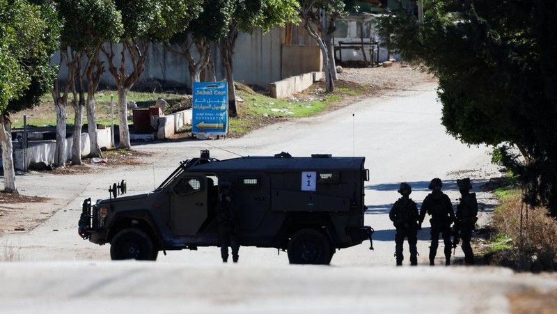Israel mengumumkan operasi 'kontraterorisme' baru dalam skala besar di Tubas, utara Tepi Barat yang diduduki, Kamis (27/11/2025). (REUTERS/Mohamad Torokman)