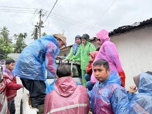 Kemensos Salurkan Bantuan Logistik-Bangun Dapur Umum di Sumatera-Aceh