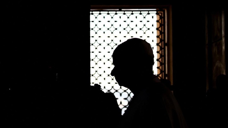 Paus Leo XIV dan Presiden Turki Tayyip Erdogan bertemu di Istana Kepresidenan, dalam perjalanan apostolik pertama Paus, di Ankara, Turki, 27 November 2025. (REUTERS/Umit Bektas)