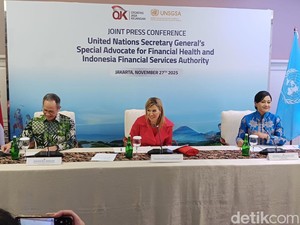 Ratu Belanda Soroti Isi Kantong Warga RI: 82% Rawan Terlilit Utang!