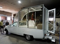 Mobil Paus Fransiskus Diubah Jadi Klinik Keliling di Gaza