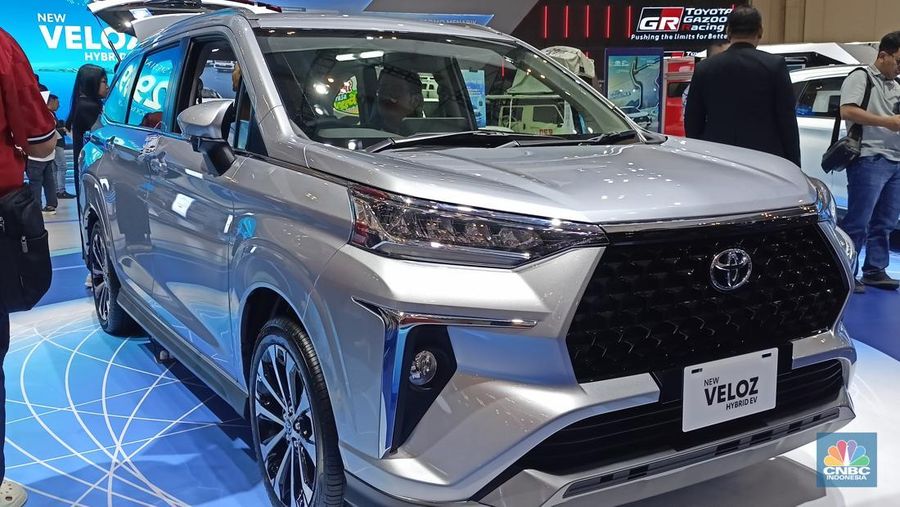 Toyota Veloz Hybrid. (CNBC Indonesia/Ferry Sandi)
