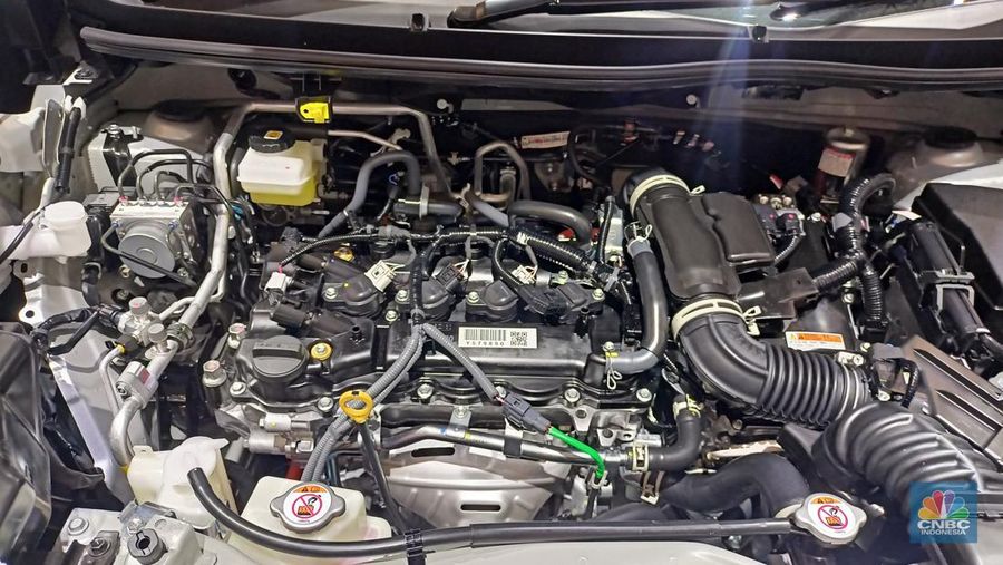 Toyota Veloz Hybrid. (CNBC Indonesia/Ferry Sandi)