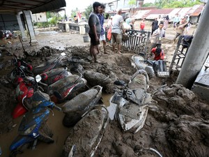 Video Tangis Warga Korban Bencana di Sumut: Tolong Bantu Kami Pak