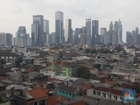 Ekonomi Maluku & Papua Anjlok di 2025, Jawa & Sumatra Masih Naik