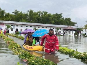 KemenImipas Evakuasi Warga Binaan di Lapas yang Terendam Banjir Aceh-Sumut