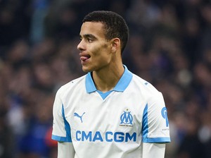 Fans Roma Tolak Rencana Perekrutan Mason Greenwood