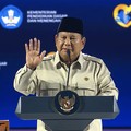 Prabowo Bagi-Bagi Pantun di Hari Guru Nasional 2025