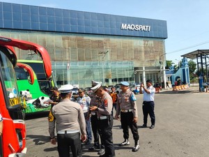 Cara Satlantas Polres Magetan Cegah Kecelakaan Bus