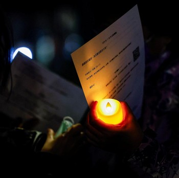 Potret Hong Kong Berduka, 128 Korban Kebakaran Terbesar Sejak 1948