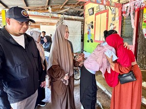 Azizah Salsha Salurkan Bantuan Rp 50 Juta Buat Pembangunan TK di Sumbar