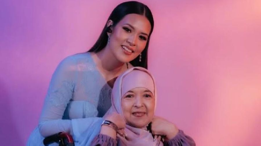 Raisa dan ibunya, Ria Mariaty. (Tangkapan layar Instagram)