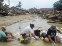 Potret Terbaru Kondisi Tapanuli Selatan, Rumah Hancur-Warga Histeris