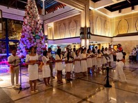Discovery Hotel & Resorts Awali Natal dengan Christmas Tree Lighting