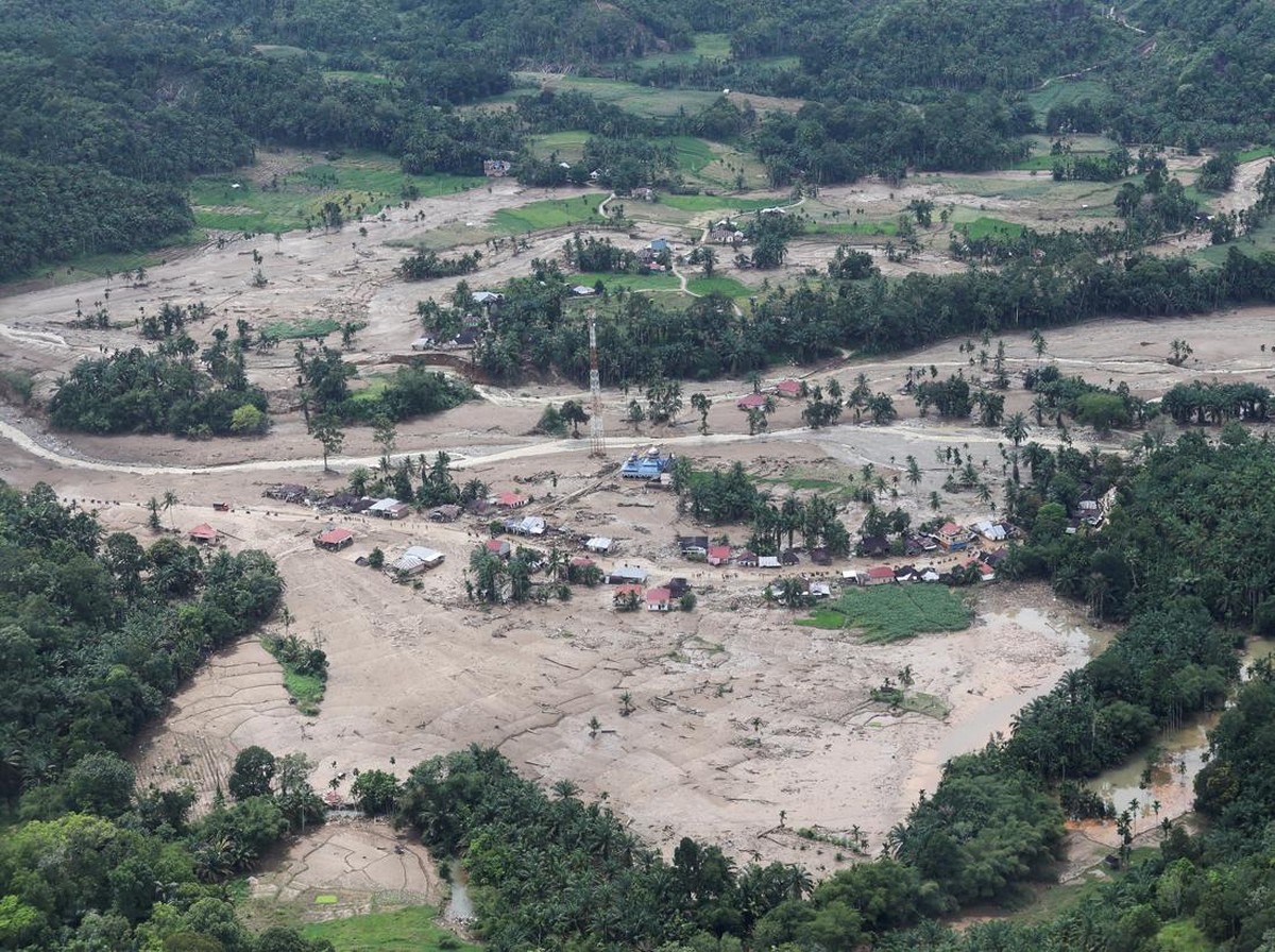Pemulihan Jaringan Telekomunikasi Setelah Banjir dan Longsor di Sumatra Utara