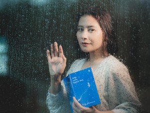 Prilly Latuconsina Tuangkan Perjalanan Emosional Lewat Buku